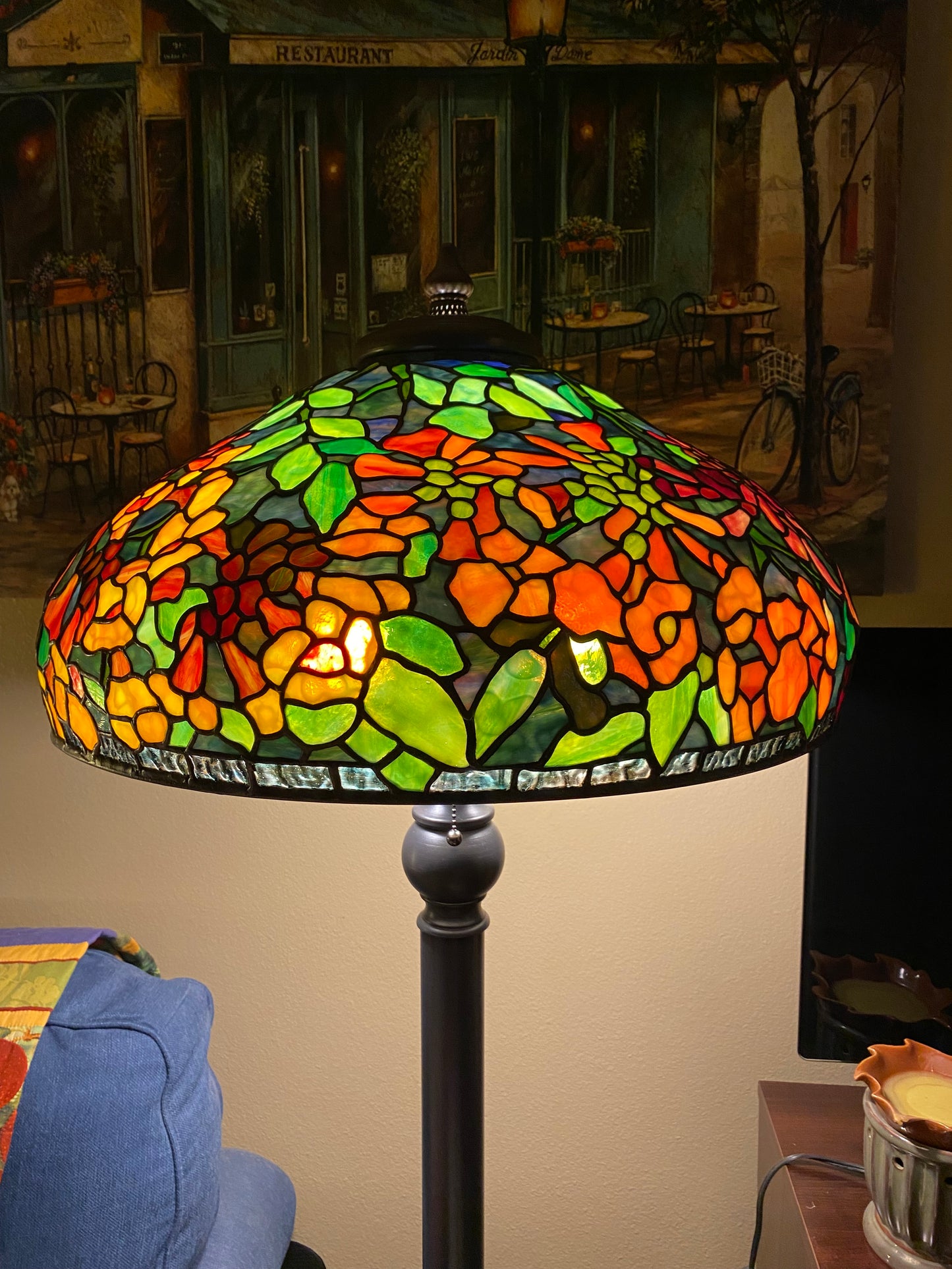 Tiffany 22” Trumpet Vine Turban Lamp