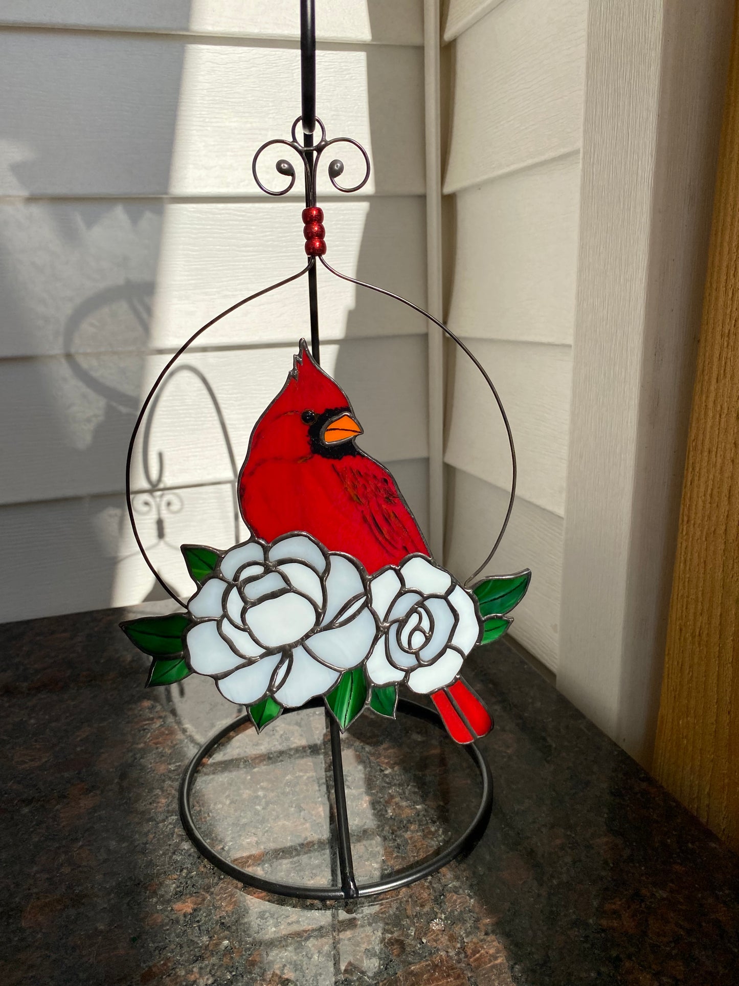 Cardinal with Roses – Wier Art Glass