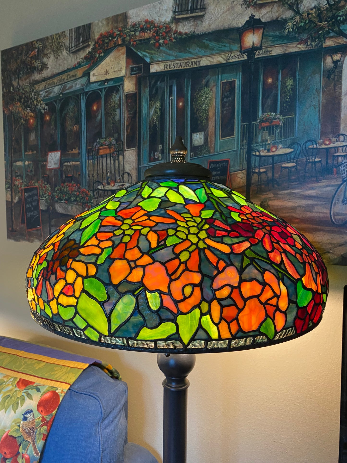 Tiffany 22” Trumpet Vine Turban Lamp